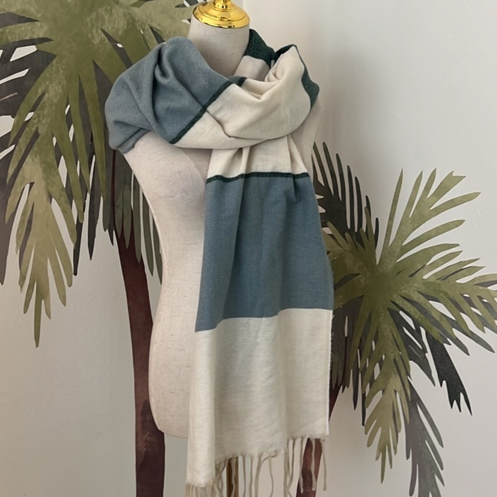 Pretty Persuasions, Sinfully Soft Colorblock Scar… - image 6